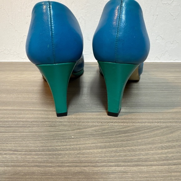 Vintage Blue& Green Nine West heels - Picture 7 of 7